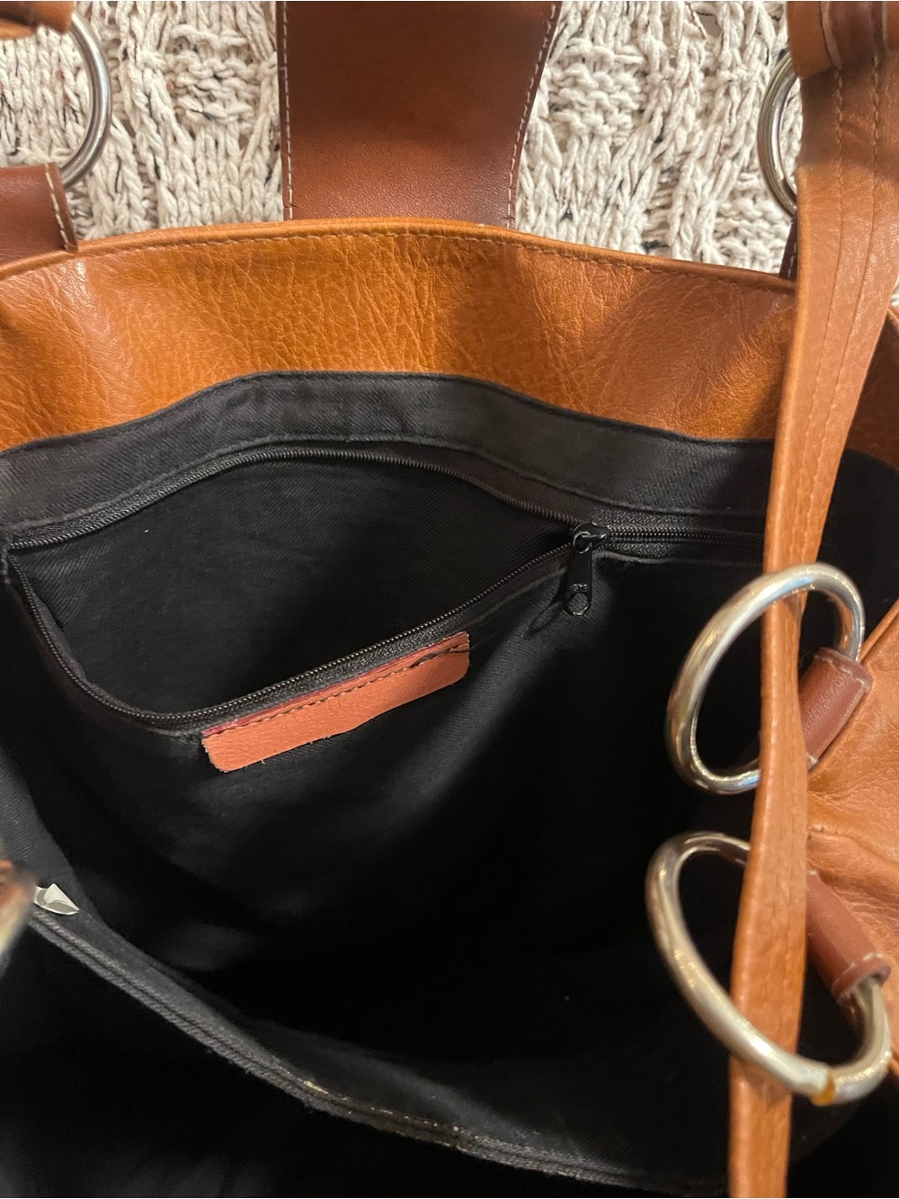 Classic Brown Leather Shoulder Bag - Picture 9 of 9